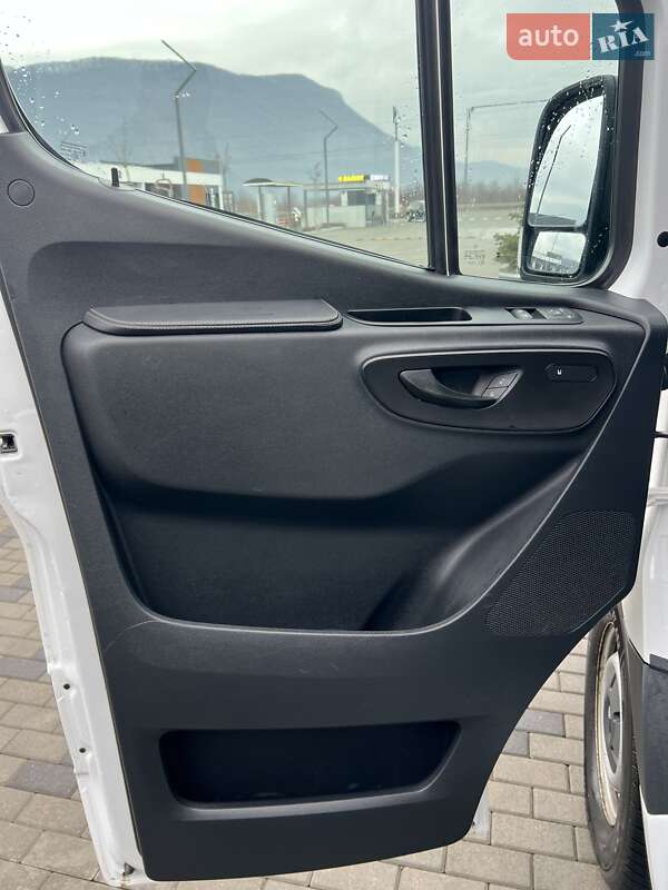 Грузовой фургон Mercedes-Benz Sprinter 2019 в Хусте