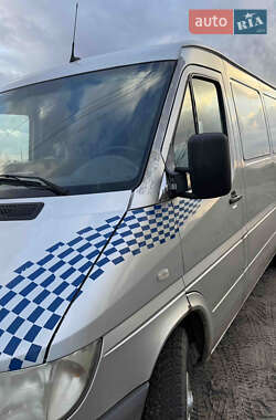 Грузовой фургон Mercedes-Benz Sprinter 2005 в Вараше