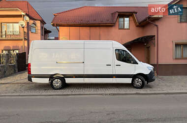 Вантажний фургон Mercedes-Benz Sprinter 2020 в Сваляві