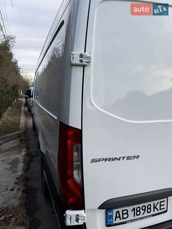 Вантажний фургон Mercedes-Benz Sprinter 2018 в Києві