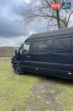 Грузопассажирский фургон Mercedes-Benz Sprinter 2005 в Косове