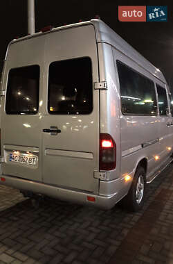 Микроавтобус Mercedes-Benz Sprinter 2005 в 