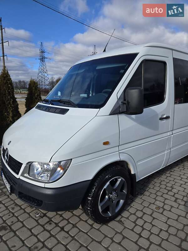 Грузопассажирский фургон Mercedes-Benz Sprinter 2007 в Львове