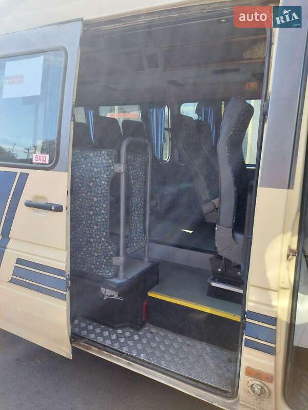 Туристический / Междугородний автобус Mercedes-Benz Sprinter 2000 в Ровно