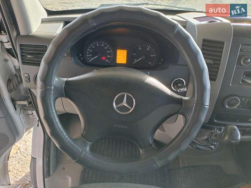 Грузовой фургон Mercedes-Benz Sprinter 2013 в Корце