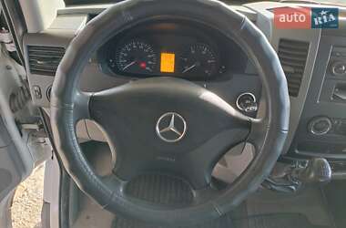 Грузовой фургон Mercedes-Benz Sprinter 2013 в 