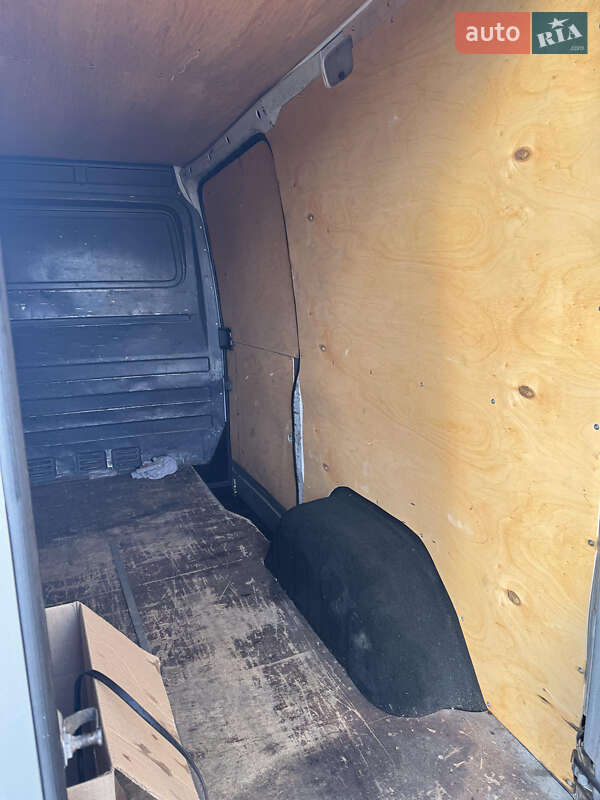 Вантажний фургон Mercedes-Benz Sprinter 2000 в Києві