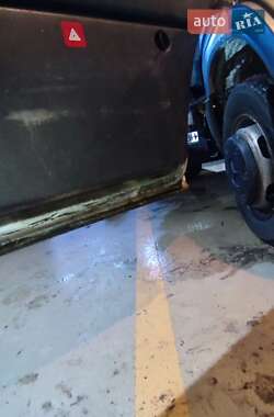 Микроавтобус Mercedes-Benz Sprinter 2001 в 