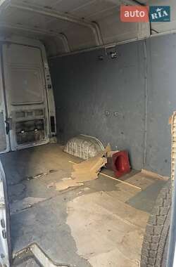 Грузовой фургон Mercedes-Benz Sprinter 2006 в 