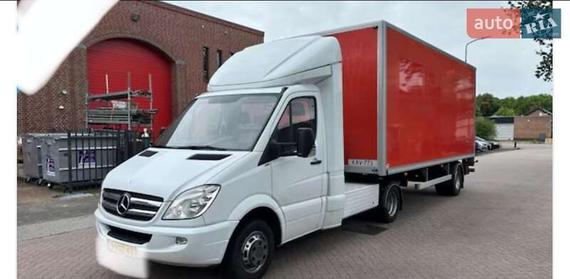 Mercedes-Benz Sprinter 2011