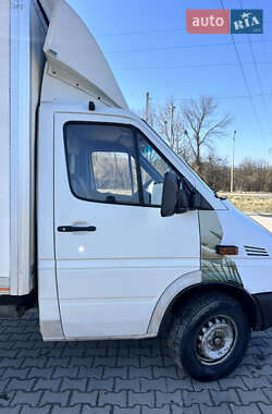 Грузовой фургон Mercedes-Benz Sprinter 2000 в Львове