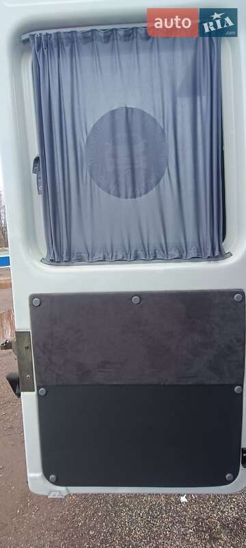 Мікроавтобус Mercedes-Benz Sprinter 2003 в Кривому Розі фото 31 Мікроавтобус Mercedes-Benz Sprinter 2003 в Кривому Розі