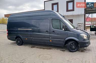 Грузовой фургон Mercedes-Benz Sprinter 2016 в 