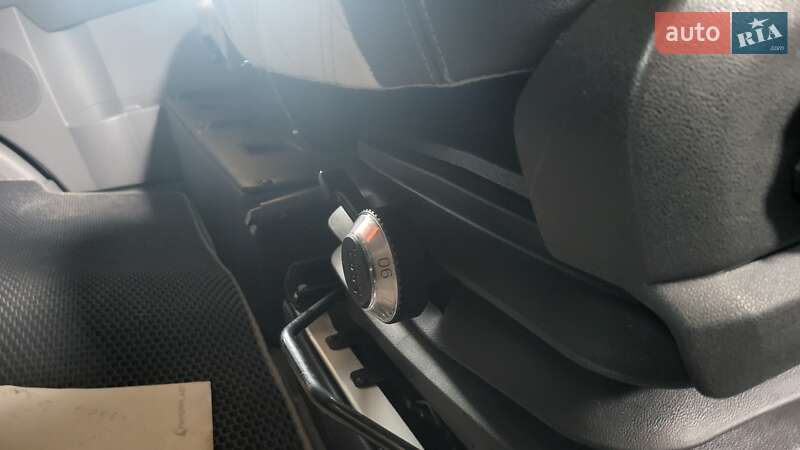 Мікроавтобус Mercedes-Benz Sprinter 2008 в Володимирі фото 16 Мікроавтобус Mercedes-Benz Sprinter 2008 в Володимирі