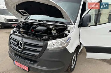 Грузовой фургон Mercedes-Benz Sprinter 2020 в 