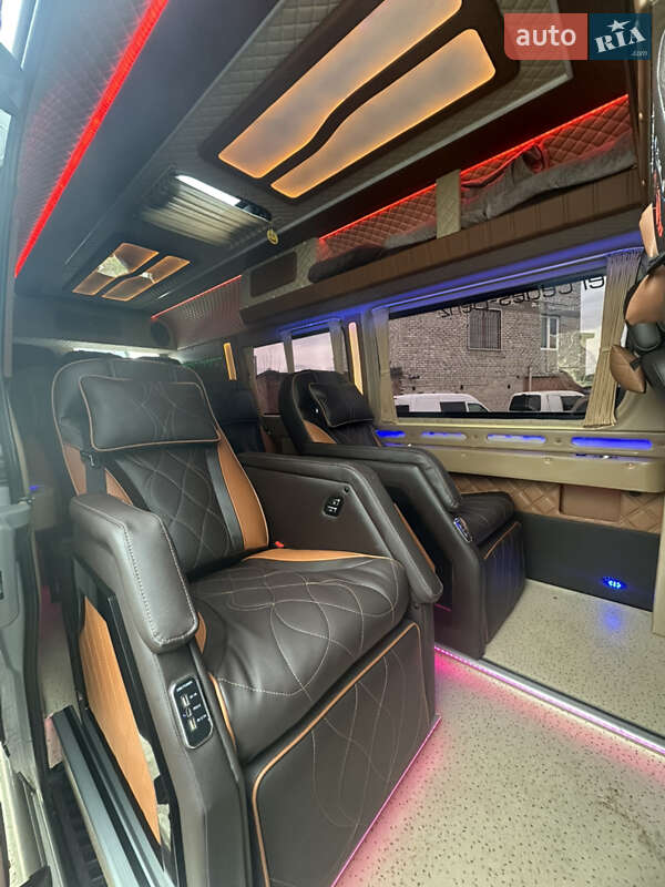 Микроавтобус Mercedes-Benz Sprinter 2017 в Луцке фото 28 Микроавтобус Mercedes-Benz Sprinter 2017 в Луцке