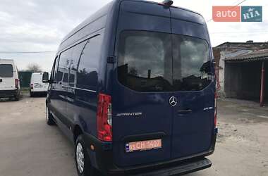 Грузовой фургон Mercedes-Benz Sprinter 2018 в Нововолынске