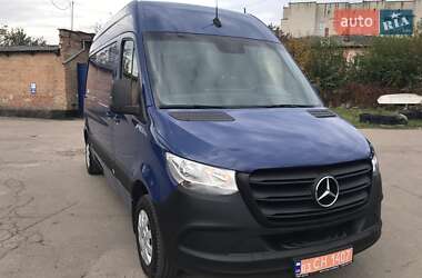 Грузовой фургон Mercedes-Benz Sprinter 2018 в Нововолынске