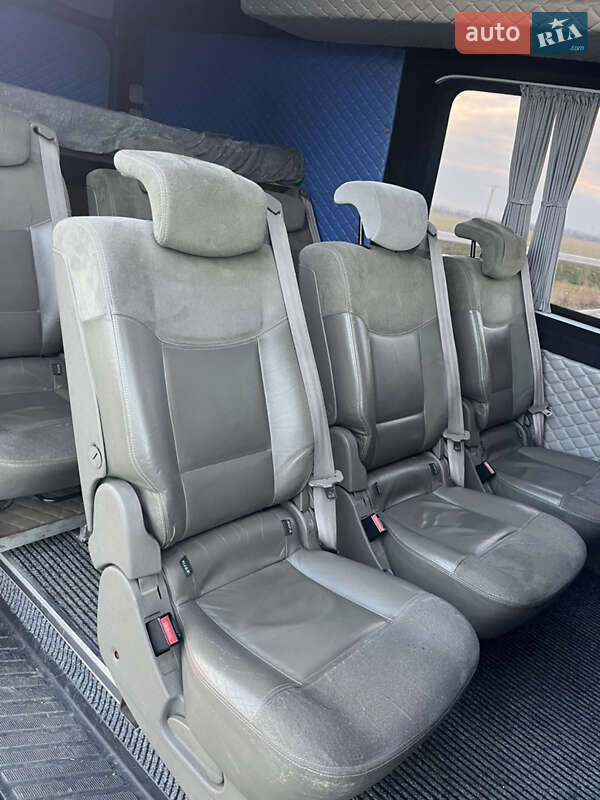 Микроавтобус Mercedes-Benz Sprinter 2006 в Иршаве