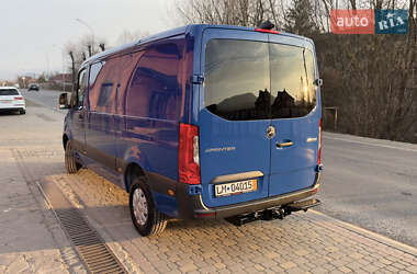 Грузовой фургон Mercedes-Benz Sprinter 2020 в 