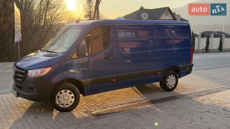 Вантажний фургон Mercedes-Benz Sprinter 2020 в Сваляві