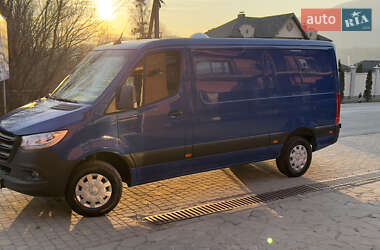 Грузовой фургон Mercedes-Benz Sprinter 2020 в 
