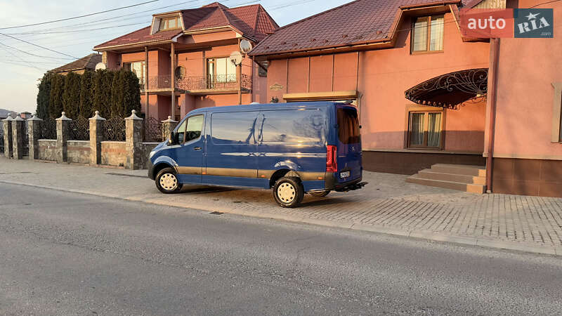Вантажний фургон Mercedes-Benz Sprinter 2020 в Сваляві