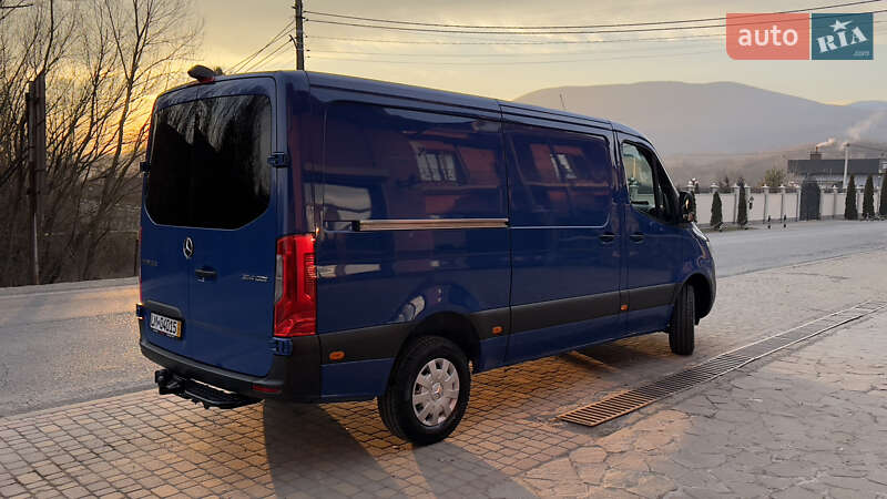 Вантажний фургон Mercedes-Benz Sprinter 2020 в Сваляві