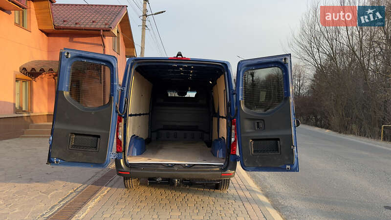 Вантажний фургон Mercedes-Benz Sprinter 2020 в Сваляві