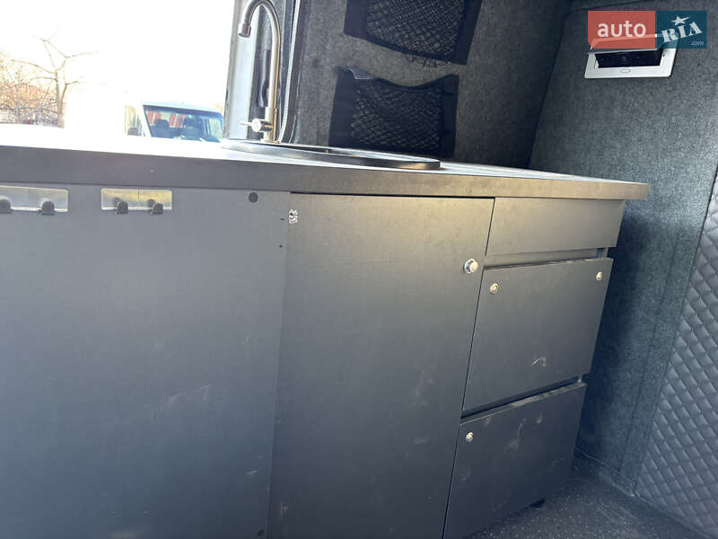 Грузопассажирский фургон Mercedes-Benz Sprinter 2012 в Бучаче