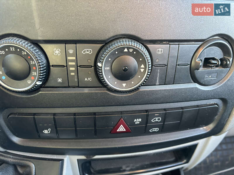 Грузопассажирский фургон Mercedes-Benz Sprinter 2012 в Бучаче