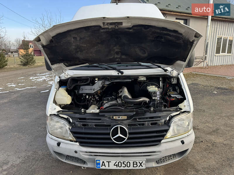 Мікроавтобус Mercedes-Benz Sprinter 2002 в Долині