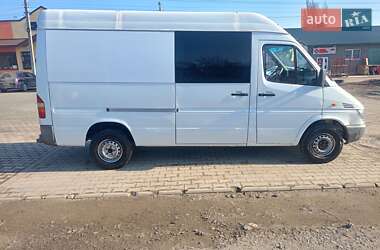 Грузопассажирский фургон Mercedes-Benz Sprinter 2002 в 