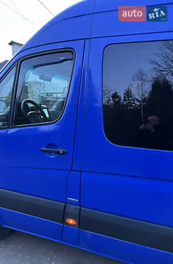 Микроавтобус Mercedes-Benz Sprinter 2013 в 