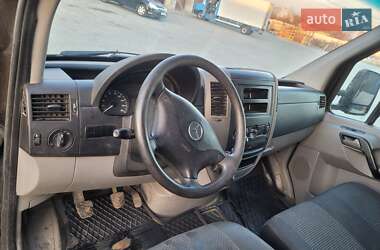 Грузовой фургон Mercedes-Benz Sprinter 2011 в 