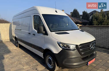 Грузовой фургон Mercedes-Benz Sprinter 2021 в Черновцах