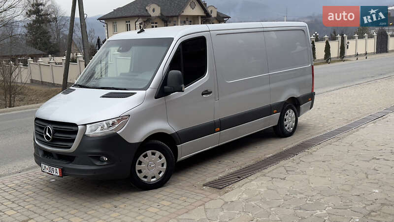 Грузовой фургон Mercedes-Benz Sprinter 2020 в Сваляве