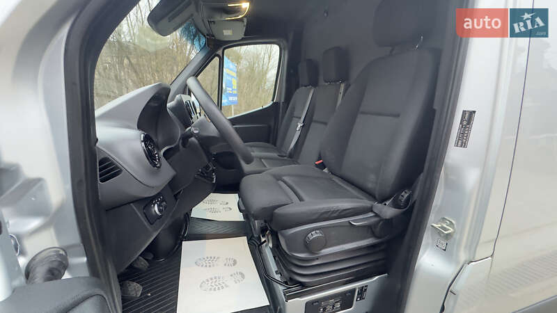 Грузовой фургон Mercedes-Benz Sprinter 2020 в Сваляве