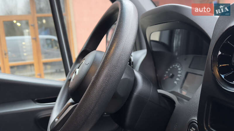 Грузовой фургон Mercedes-Benz Sprinter 2020 в Сваляве
