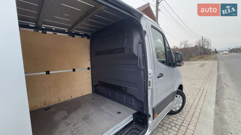 Грузовой фургон Mercedes-Benz Sprinter 2020 в Сваляве