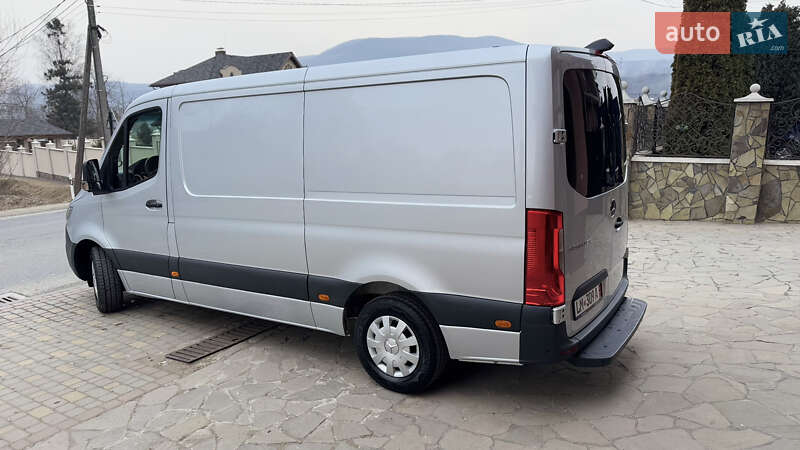 Грузовой фургон Mercedes-Benz Sprinter 2020 в Сваляве