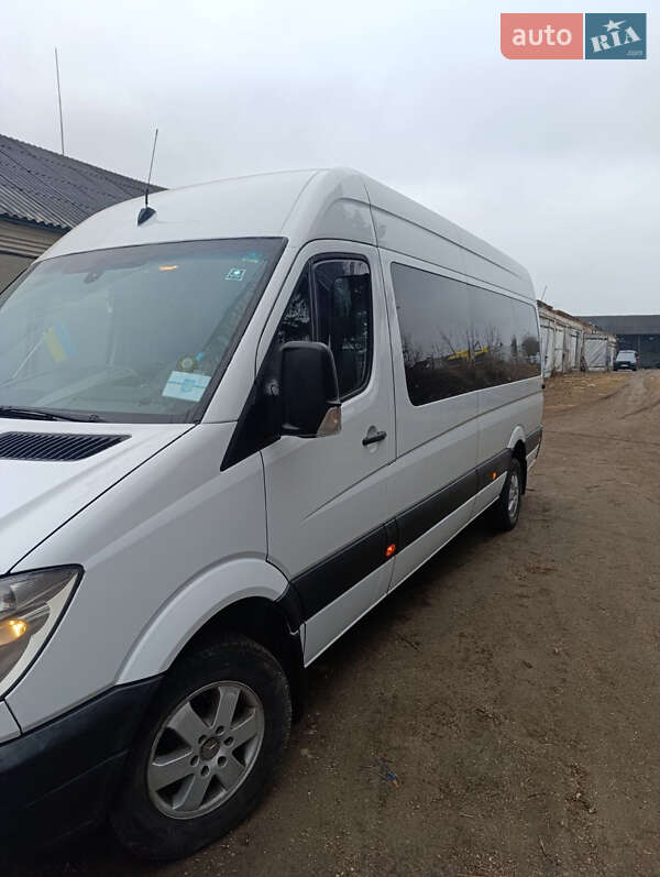 Вантажопасажирський фургон Mercedes-Benz Sprinter 2011 в Тернополі