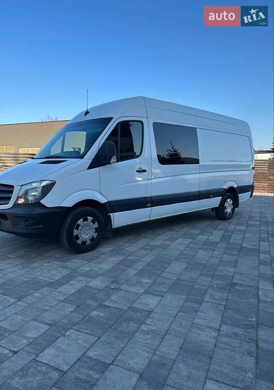 Мікроавтобус Mercedes-Benz Sprinter 2016 в Тячеві