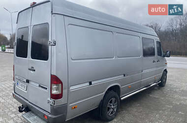 Грузовой фургон Mercedes-Benz Sprinter 2004 в 