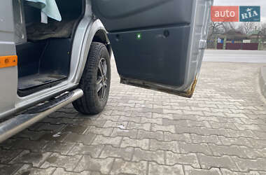 Грузовой фургон Mercedes-Benz Sprinter 2004 в 