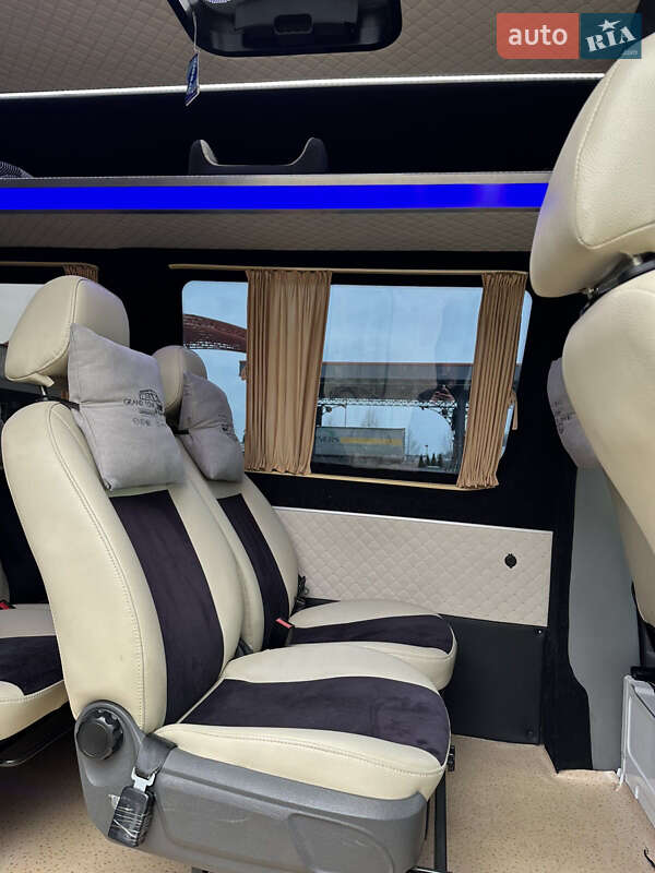 Микроавтобус Mercedes-Benz Sprinter 2017 в Смеле