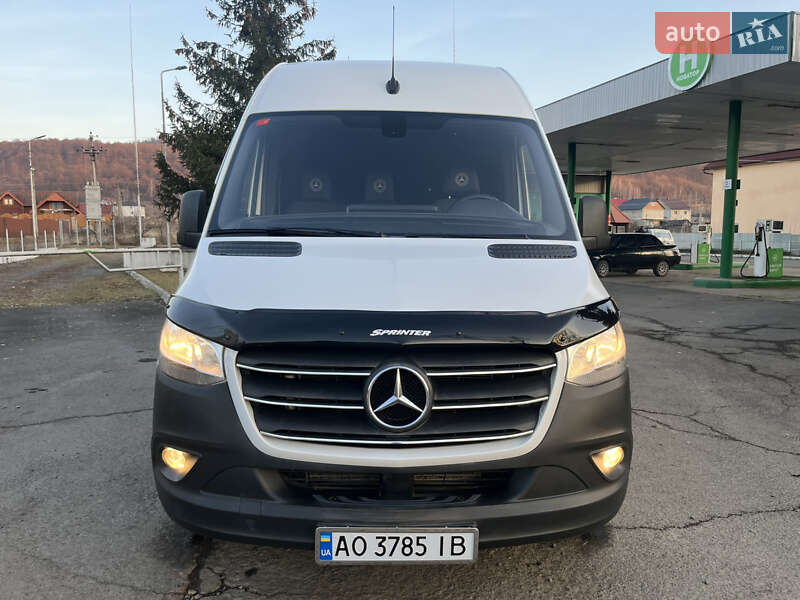 Микроавтобус Mercedes-Benz Sprinter 2020 в Тячеве