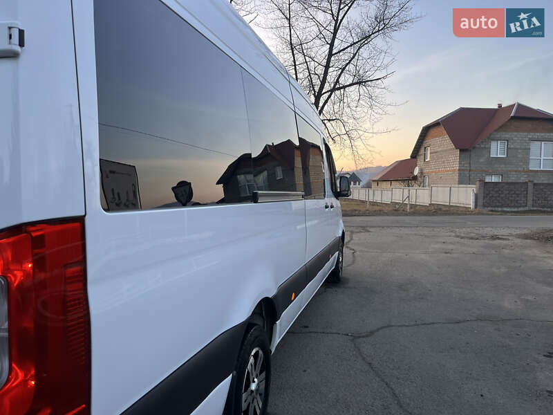 Микроавтобус Mercedes-Benz Sprinter 2020 в Тячеве