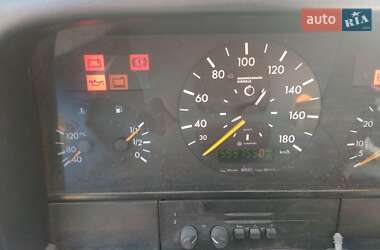 Грузовой фургон Mercedes-Benz Sprinter 1998 в 