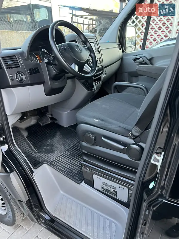 Грузовой фургон Mercedes-Benz Sprinter 2018 в 